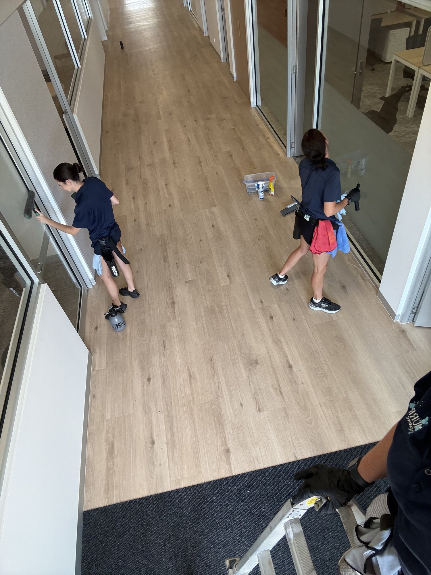 Murray’s cleaner completing a detailed one-off property clean